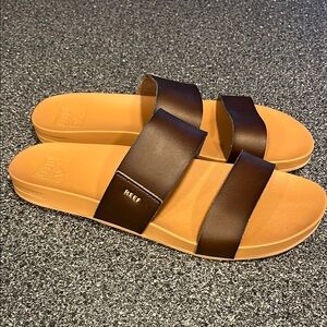 Reef Women’s Brown Sandals